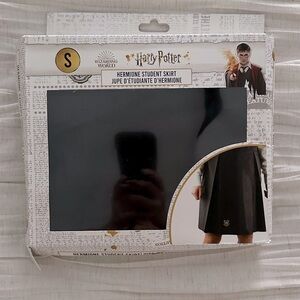 Harry Potter Hermione Student Skirt Size Small NWT